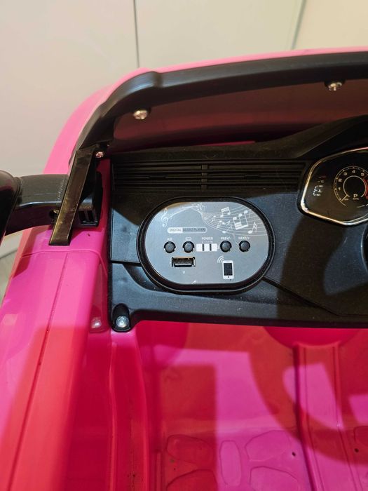 Carro elétrico criança