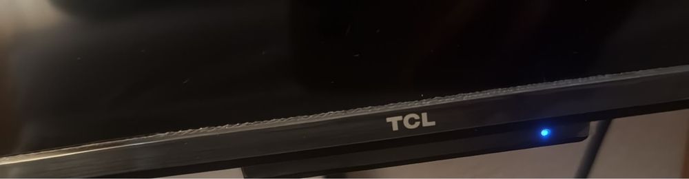 TV - TCL - 55 polegadas, com 3 meses de uso.