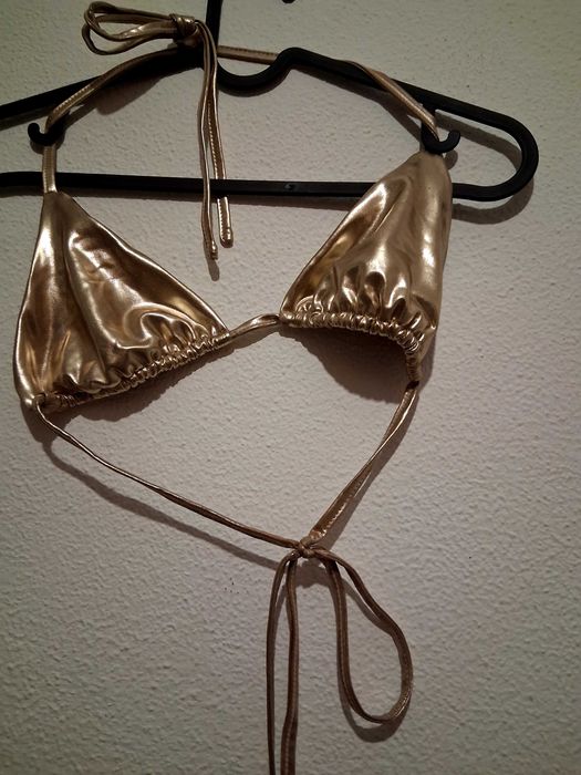 Conjunto saia e top,com biquíni Missyempire.