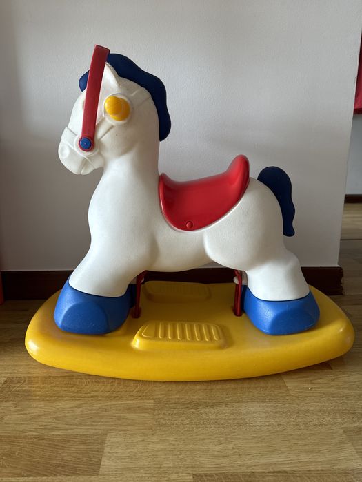 Cavalinho de brinquedo crianca chico