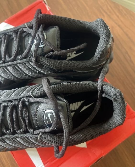 Nike Air Max Plus - 41 Black Edition