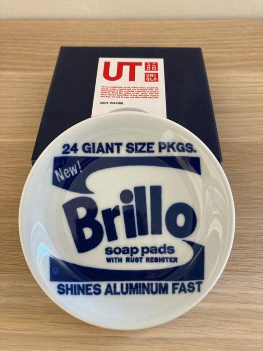 Andy Warhol - Brillo Uniqlo plate
Edição limitada