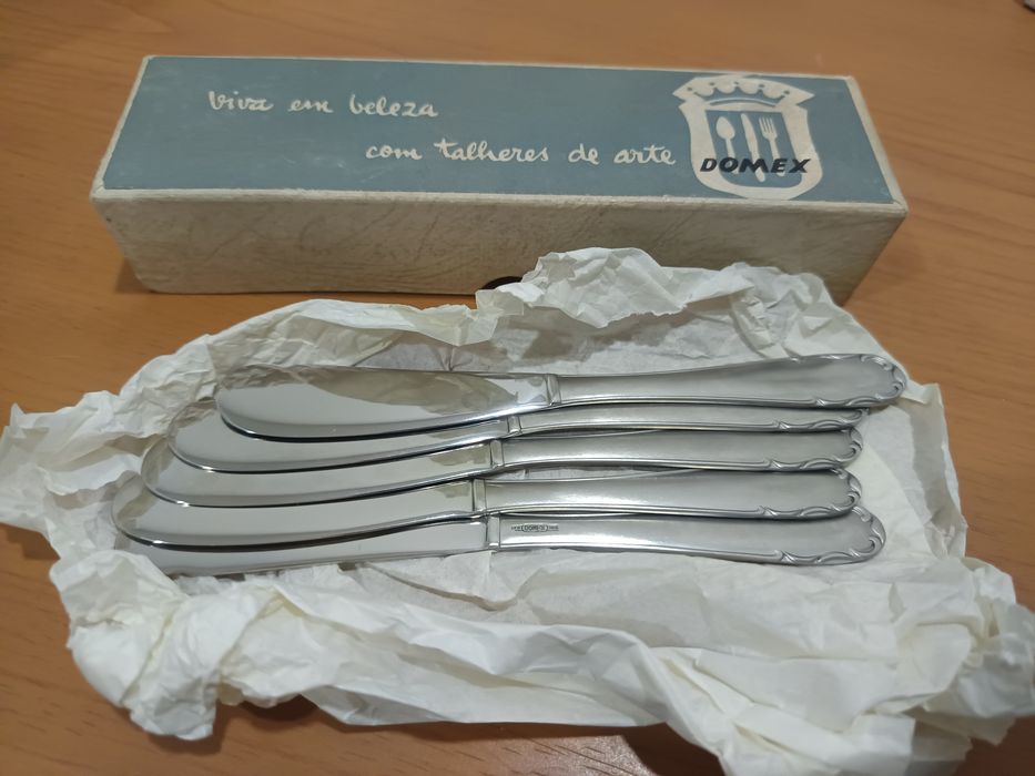Várias loiças de cozinha