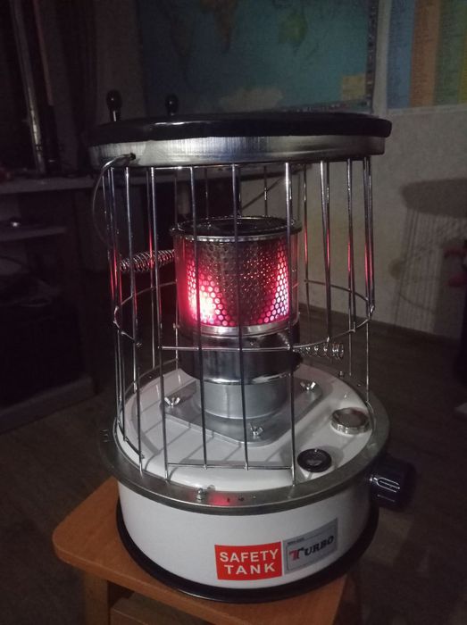 Керасиновий обігрівач