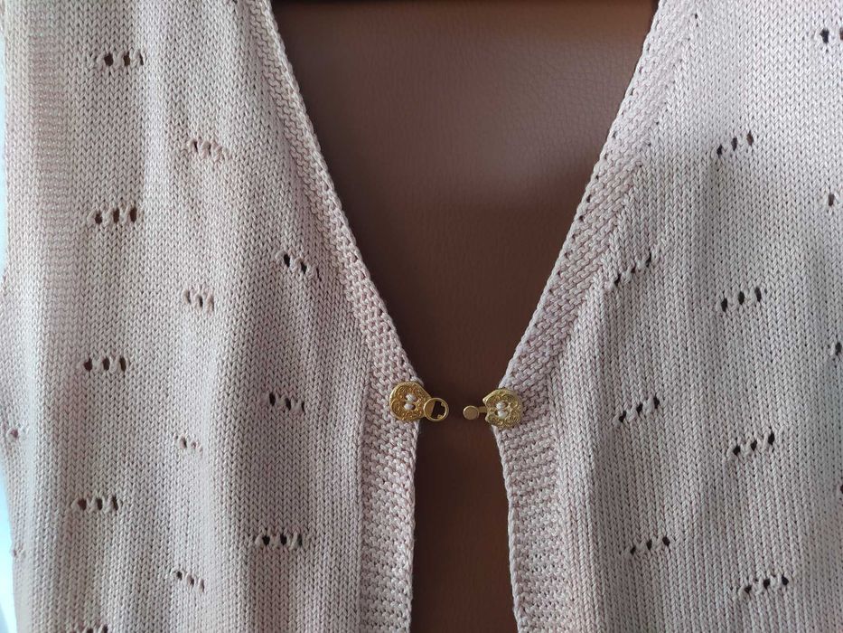 Vendo COLETE SENHORA NOVO todo feito à mão