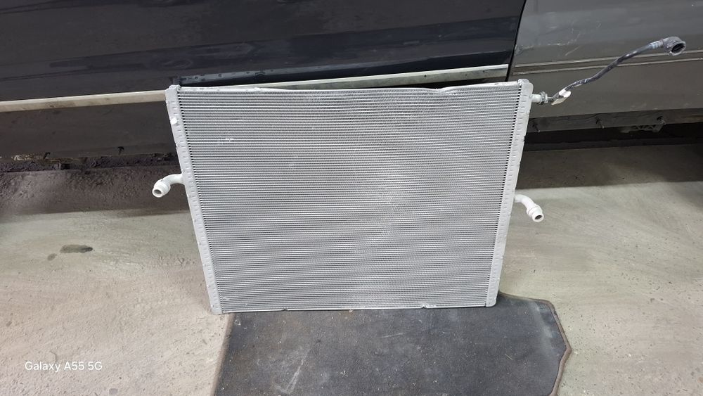 Mersedes gle coupe 3.0 бензин.Радіатор охолодження.