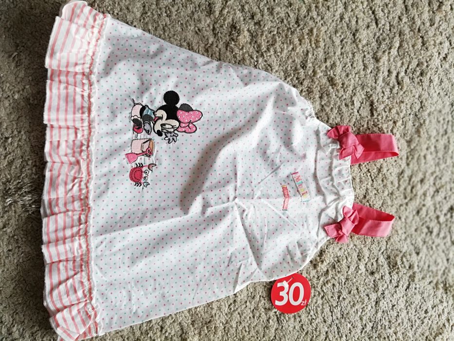 Sprzedam nową sukienkę z firmy smyk, Disney, rozmiar 86 cm