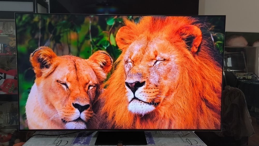 Smart TV Samsung QE65QQN800B 8K Ultra HD impecável