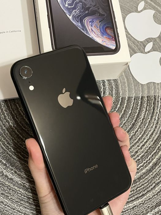 Продам Apple iPhone XR 64 GB