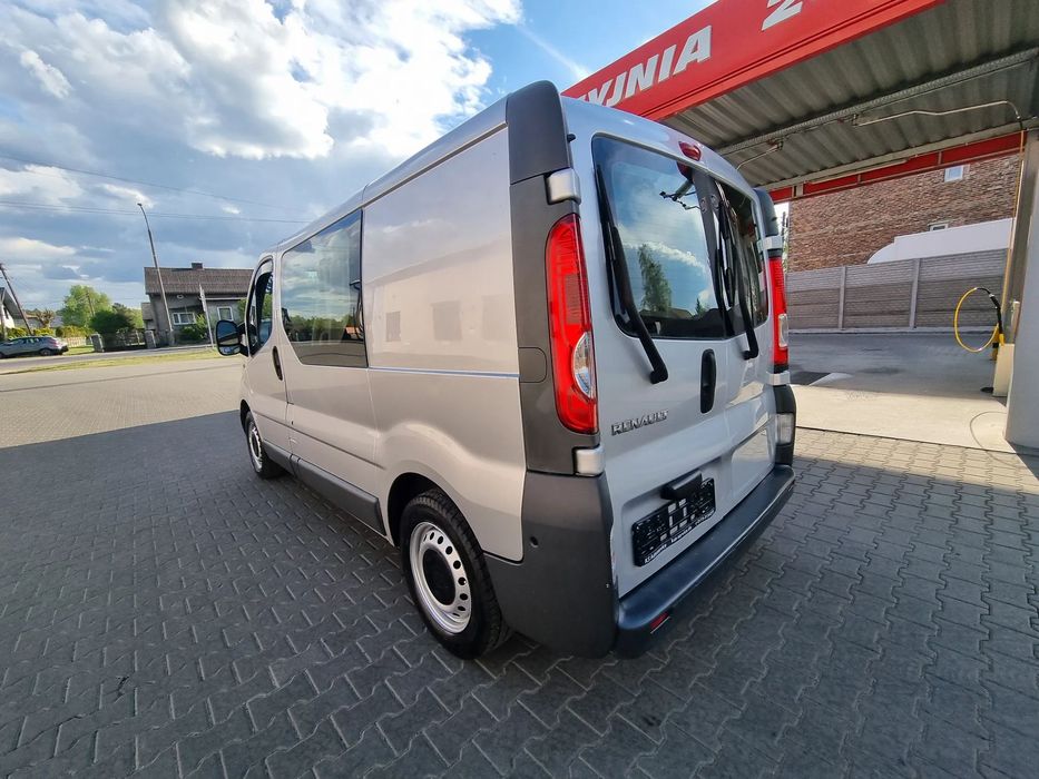 Renault Trafic Swieżo sprowadzony,Campervan 6 osób +zabudowa łóżko
