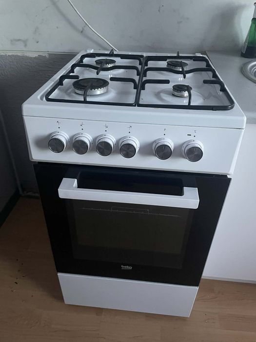 Kuchenka Beko elektryczno gazowa