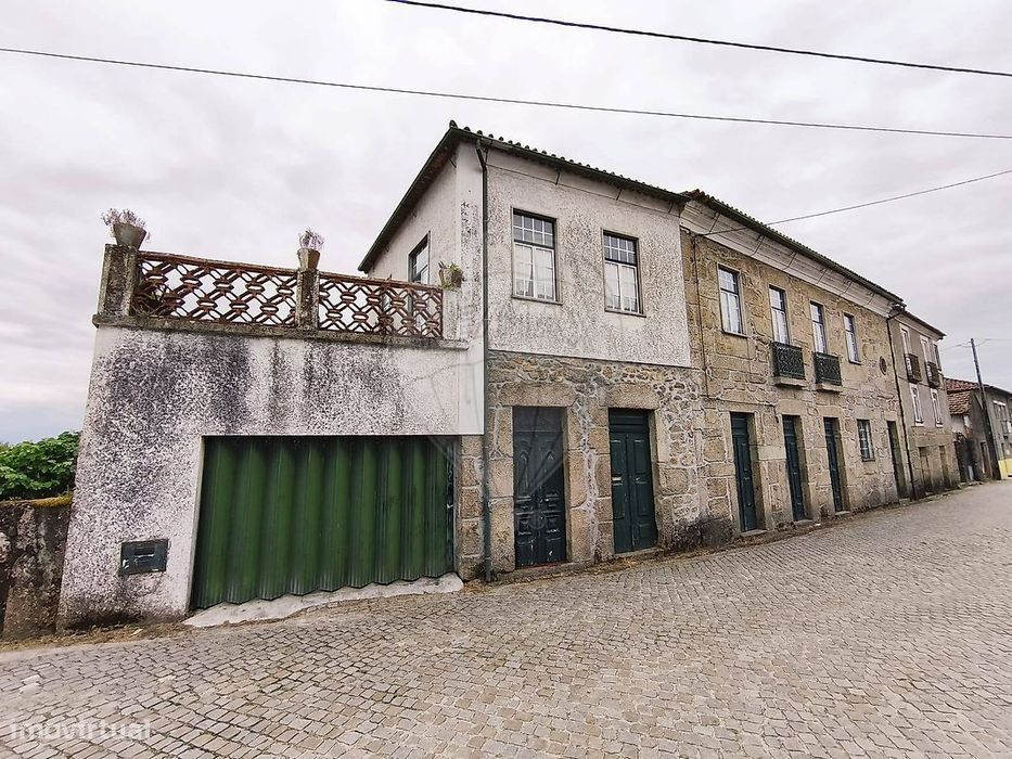 Moradia T7 para venda