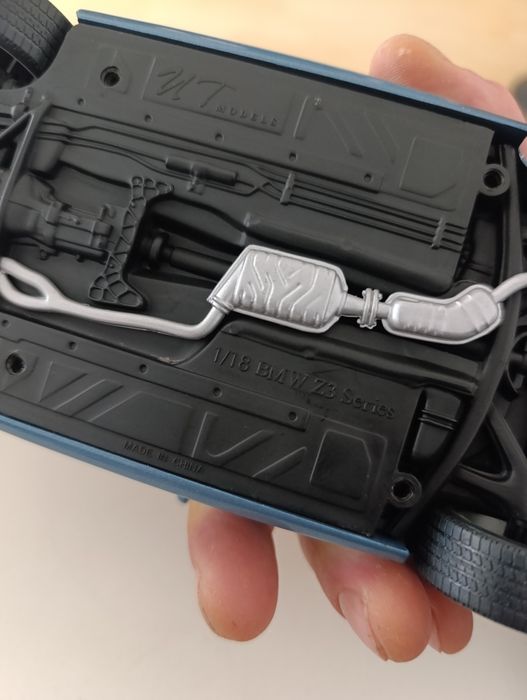 Автомодели БМВ 1:18