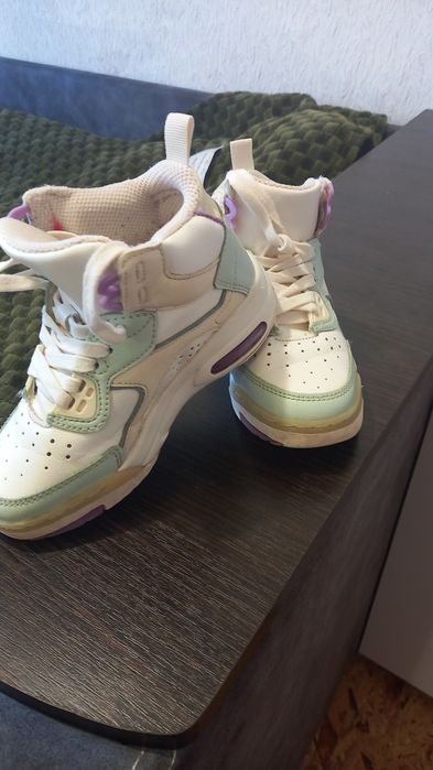 Хайтопи на дівчинку від зара