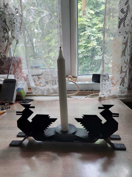 Свічник побутовий