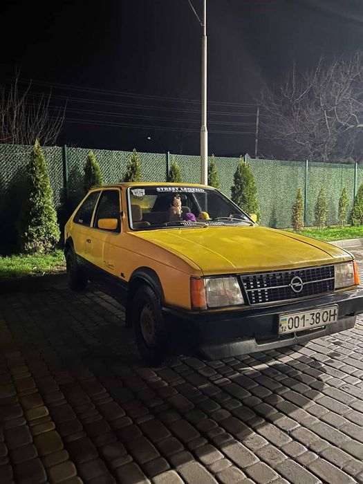 Обменяю Опель кадет 1981 года