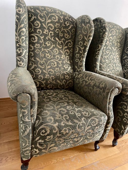 Sofa z dwoma fotelami