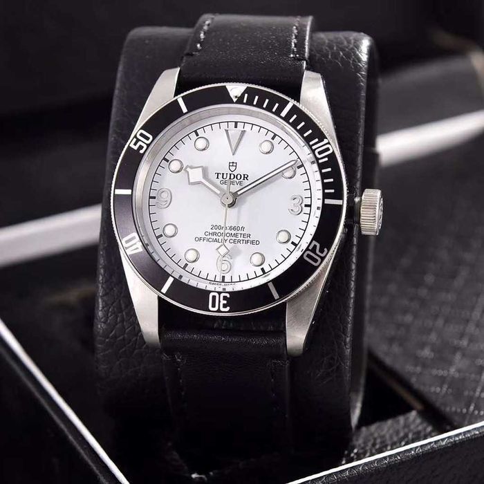Годинник автоматичний Tudor Black Bay 68 (референс M7943A1A0NU-0002)