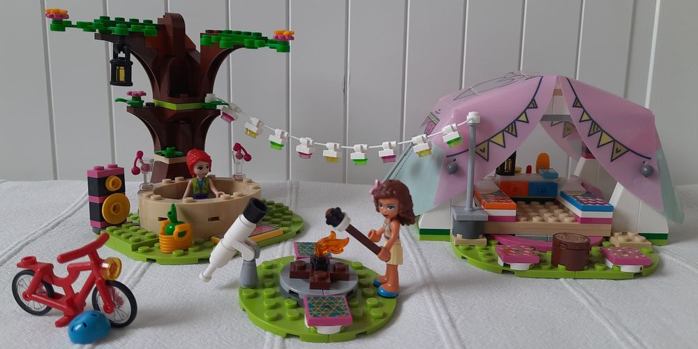 Klocki LEGO Friends 41392 - Luksusowy Kemping