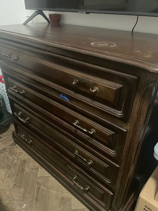 Cômoda madeira antigo