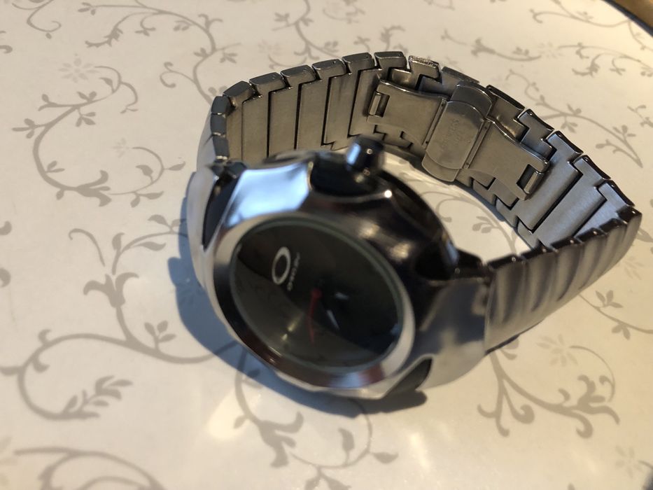 Супер стильные мужские наручные часы OAKLEY BLADE НОВЫЕ!!!: 2 500