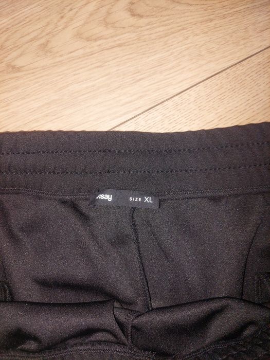 Spodnie r. XL Sinsay