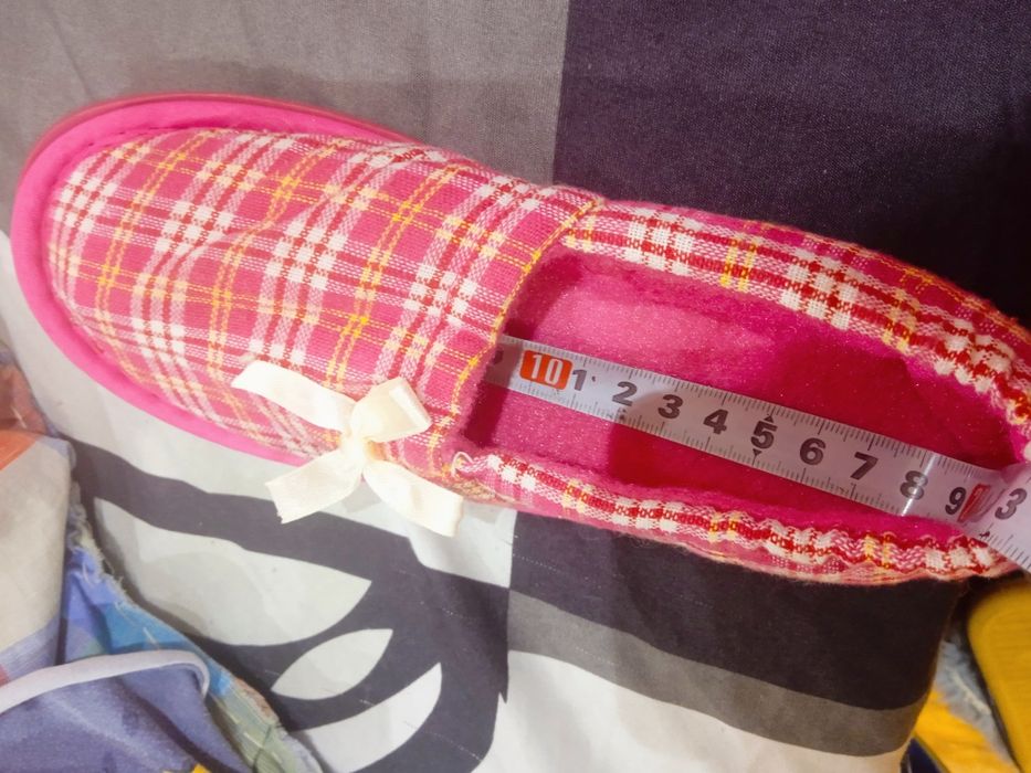 Детские новые тапочки