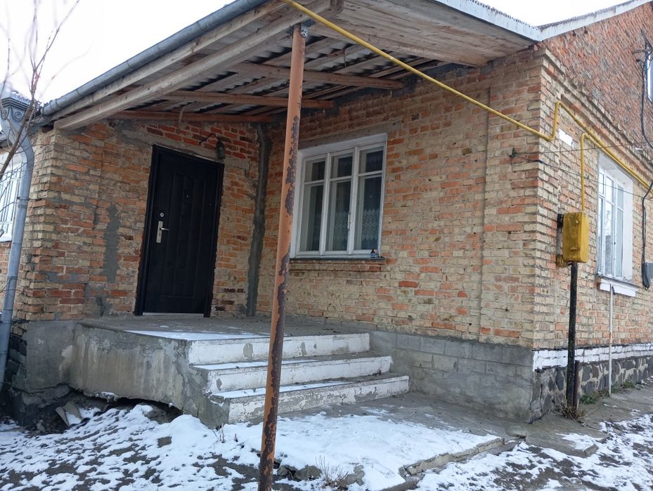 Продам великий будинок  в Луцькому  районі /був Горохівський!