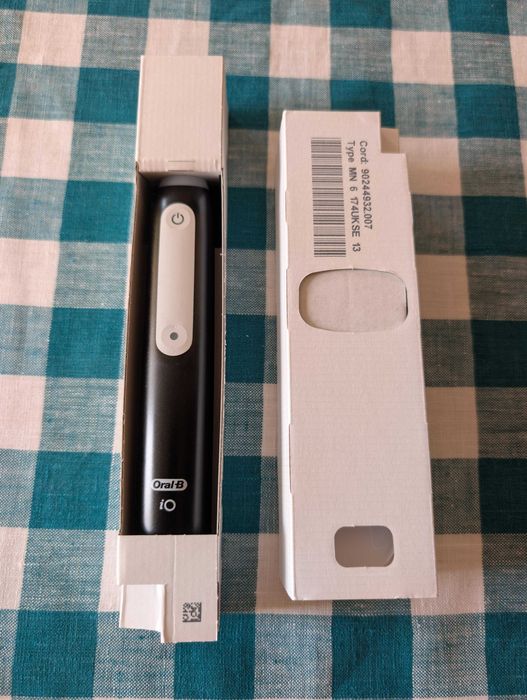 Szczoteczka Oral-B iO3 (iO Series 3) - nowa (darmowa dostawa)