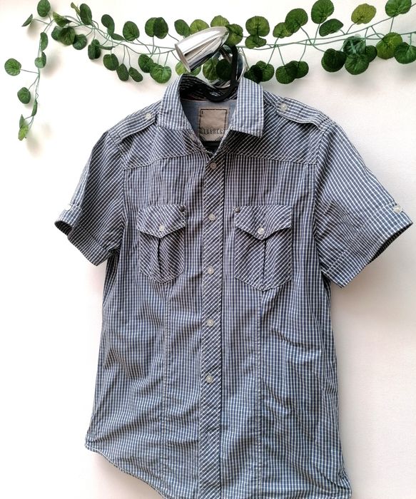 Camisa Axadrezada de Manga Curta