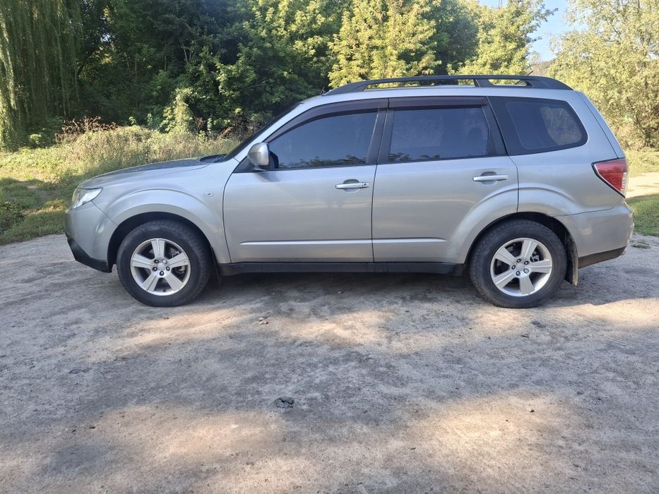 Subaru Forester 2.0 можливий обмін