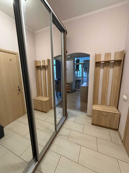 Здам 1-кімнатну квартиру вул. Сергія Берегового З ІНВЕРТОРОМ