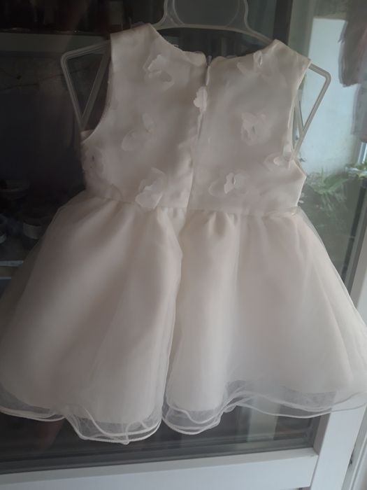 Ніжні святкові платтячка