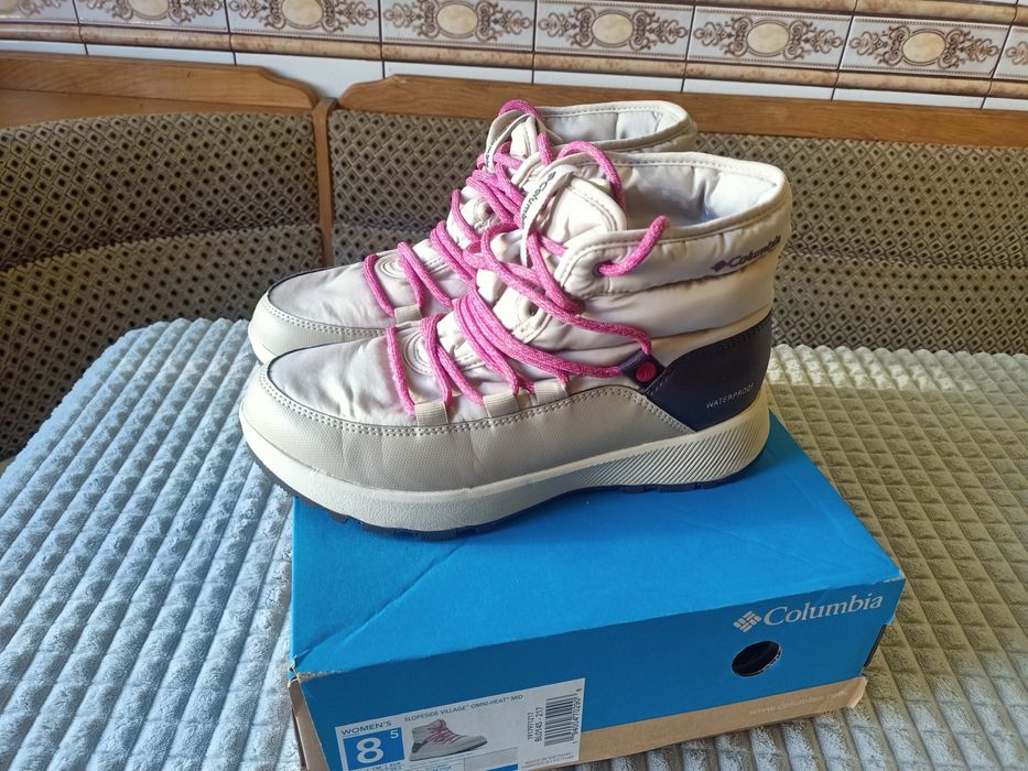 Зимові черевики Columbia Village 39 розмір