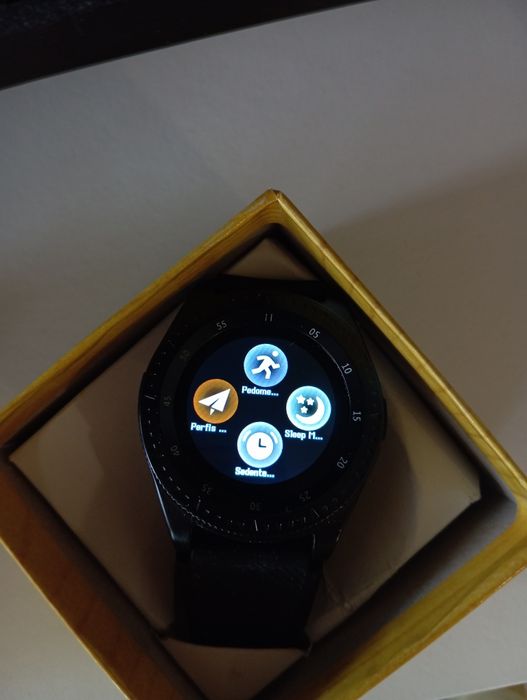 Smartwatch COMO NOVO