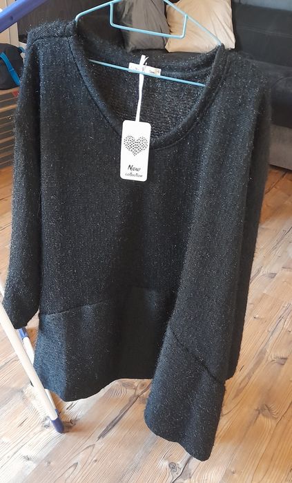 Nowy duży sweterek News Collection czarny połyskujący