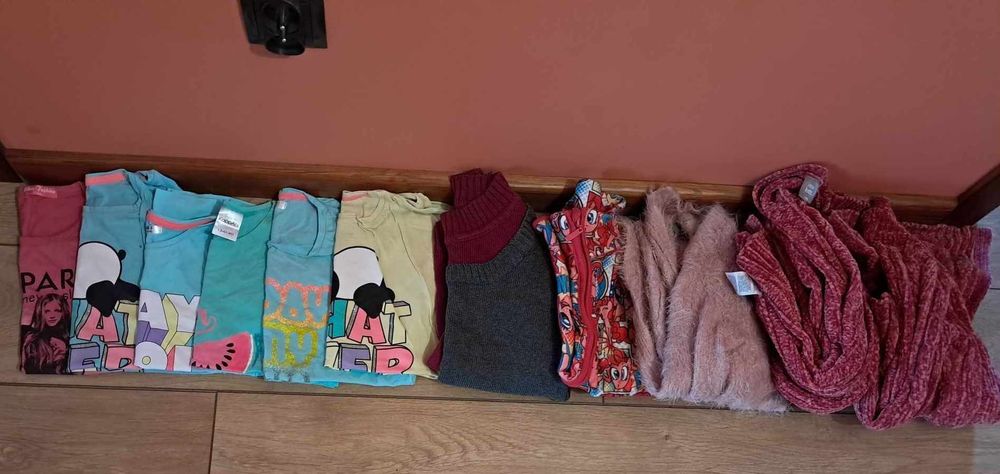 Zestaw ubranek 134/140