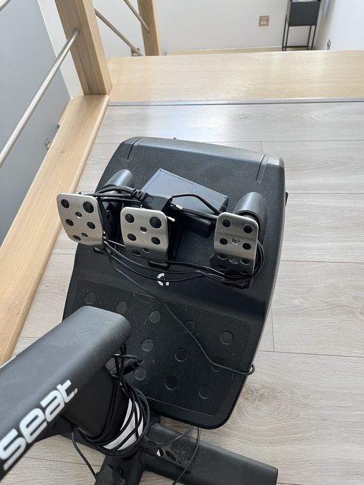 Kompletny zestaw SimRacing + VR – Meta Quest 3S + Logitech G920 + Playseat Evolution