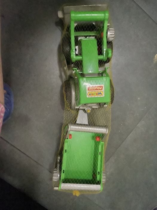 Traktor wader z ładowarką i naczepą nowy