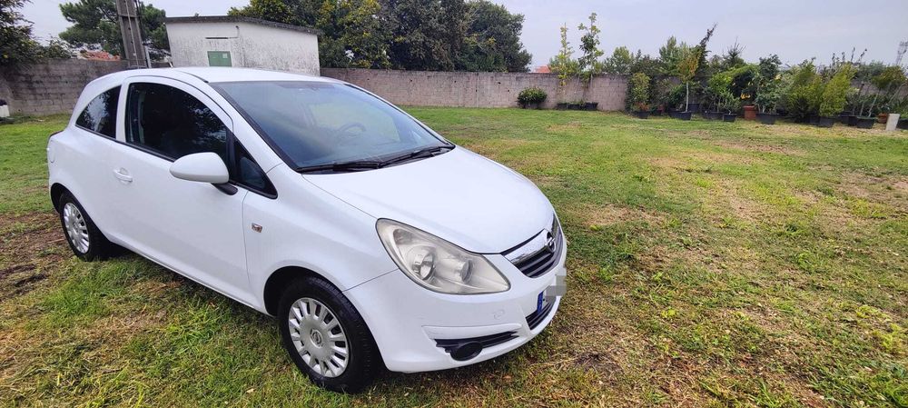 Opel Corsa Van 1.3 CDTI 2008 - avaria na centralina
