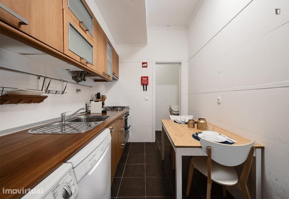 Apartamento com 1 quartos - localizado em Santa Apolónia Lisbon