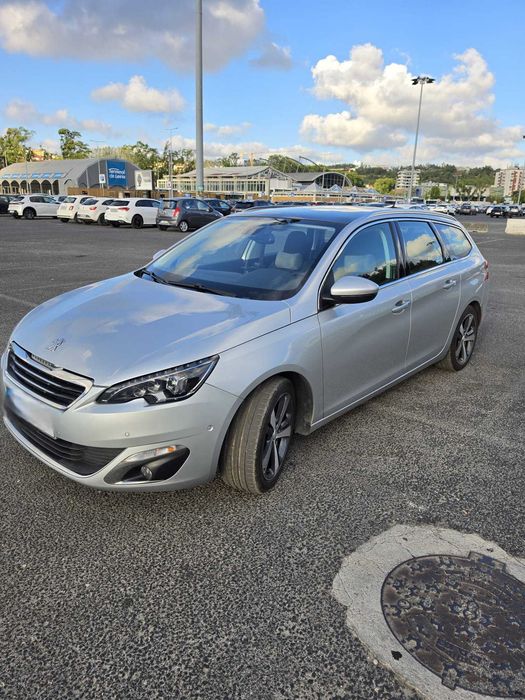 Pegeout 308 1.2 puretech em excelente estado, sem ocorrências.