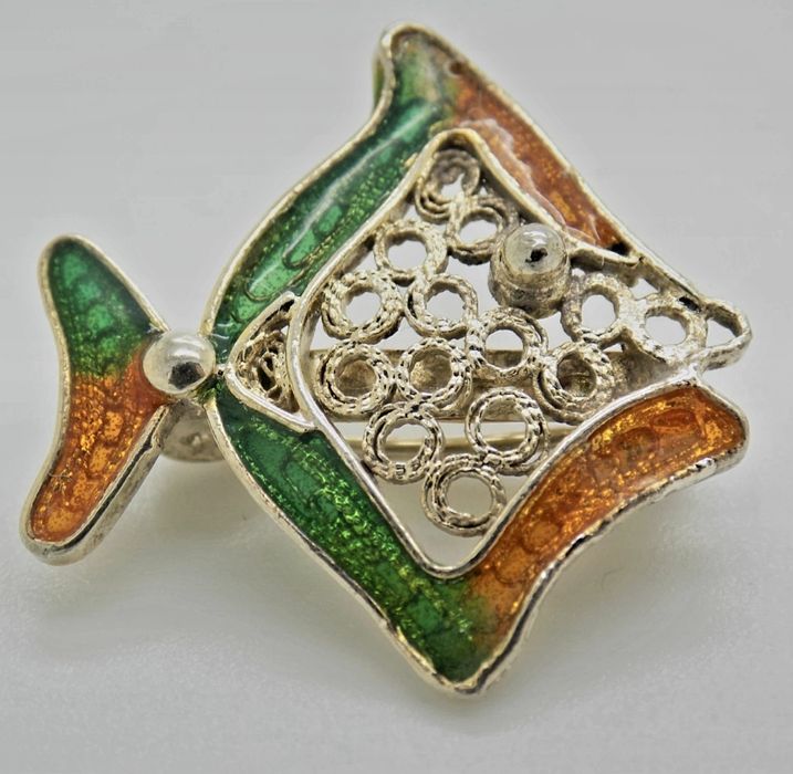 Broche/ alfinete em prata