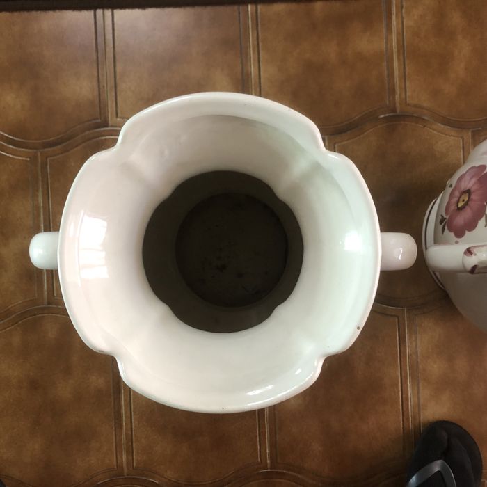 2 Vasos/Jarros grandes de sala em Porcelana
