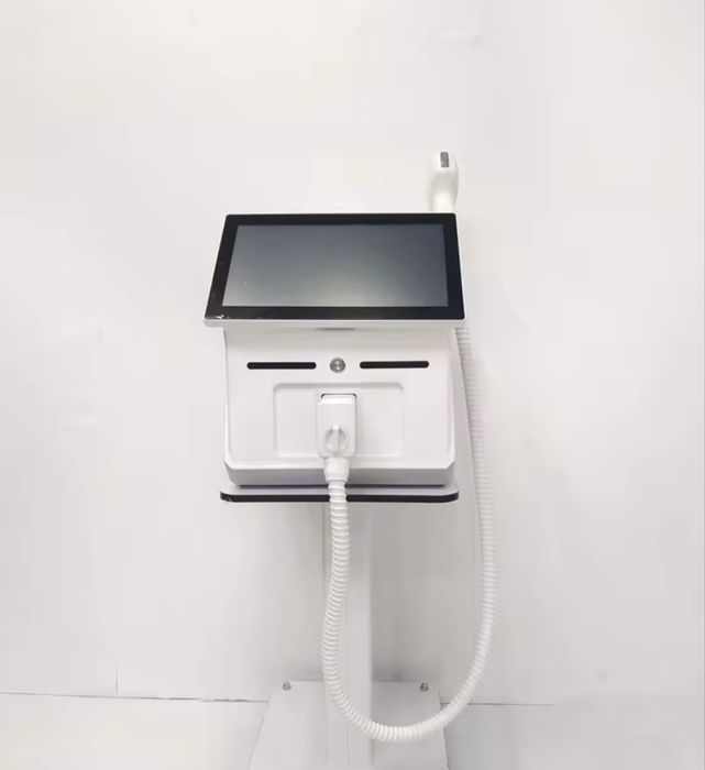 Maquina Depilação a Laser Diodo - Tripla Onda