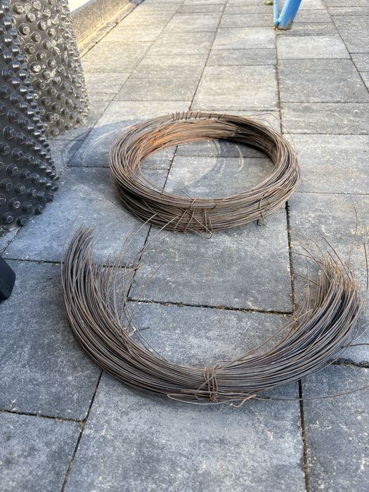 Folia kubełkowa i inne po budowie