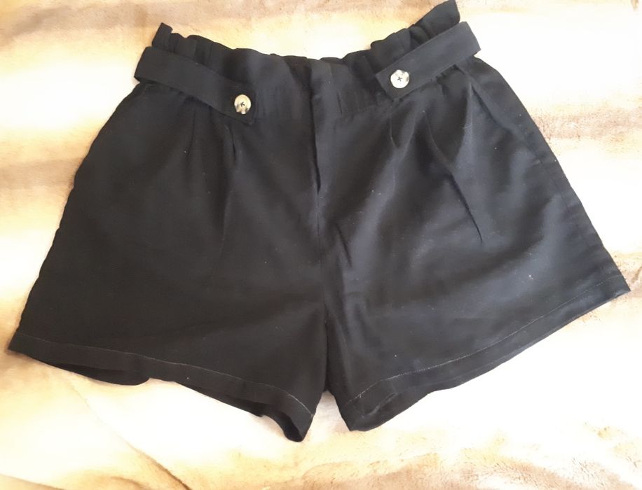 Calções paperbag pele de pêssego pretos (cintura subida) - NOVOS