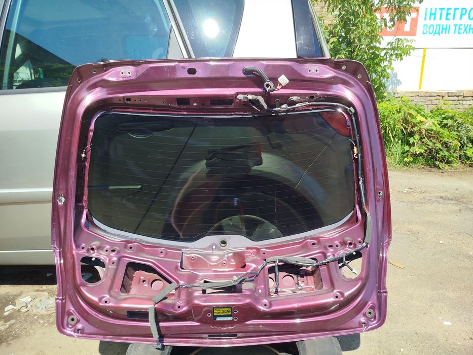 Кришка багажника Mazda 3 BK