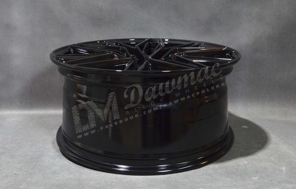 Felgi aluminiowe DM21 19" 8,5J ET38 5x114,3 Black