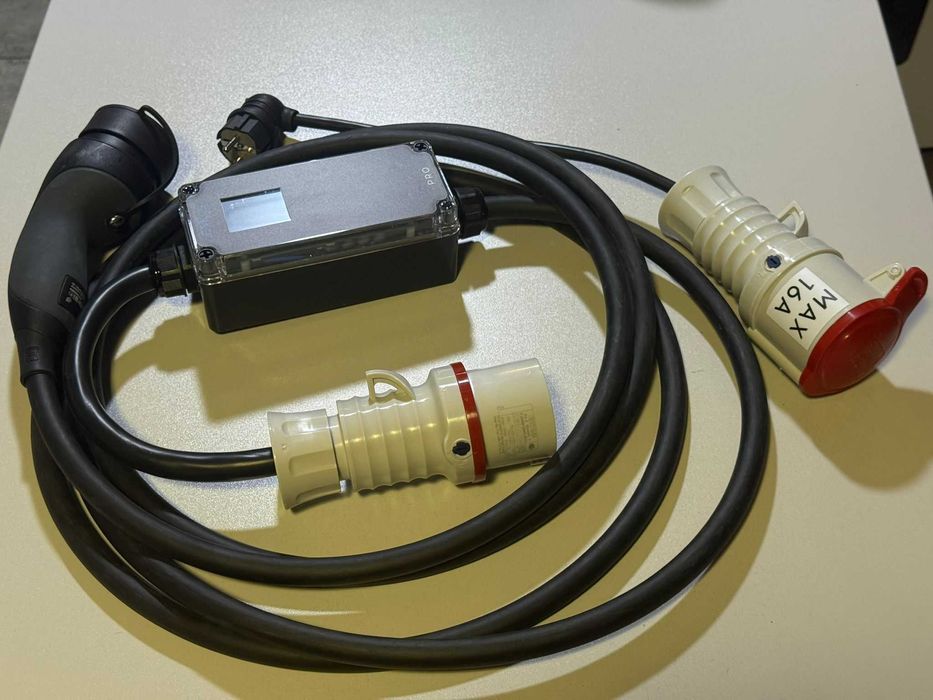 Зарядка для електромобіля EVEUS Pro 22 кВт Type2 32А 3-фаза 380v PRO